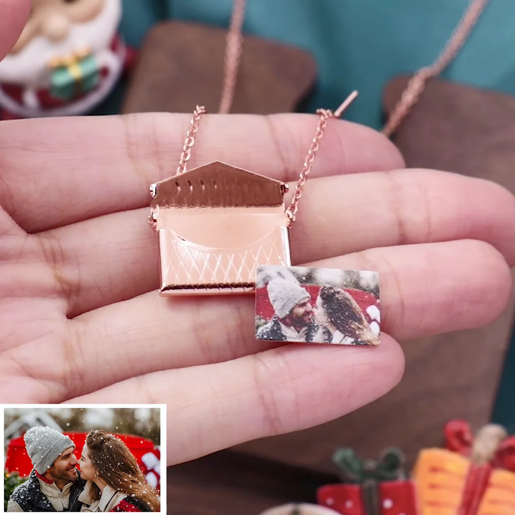 Custom Photo Engraved Handbag Necklace