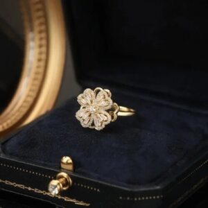 Love Lucky Clover Fashion Diamond Ring