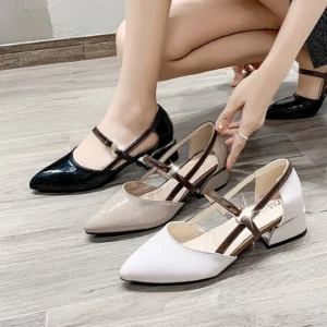 Pointed Toe low heel sandals
