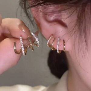 SHINY CRYSTAL EARRINGS