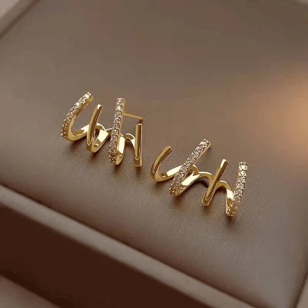 SHINY CRYSTAL EARRINGS