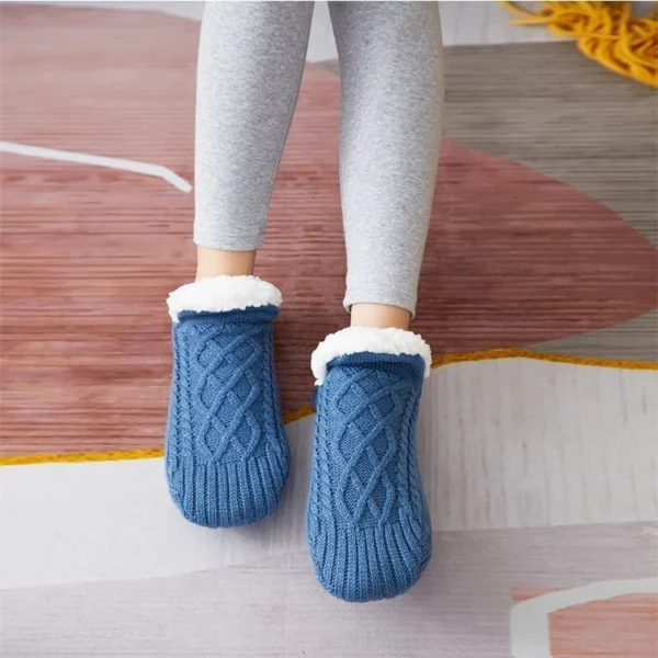 Novos chinelos de meias de tecido e veludo para uso interno