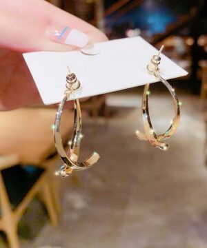 Simple Curved Earrings