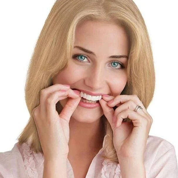 Säädettävät Snap-On hammasproteesit