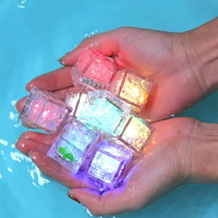 Giocattolo da bagno LED per cubetti di ghiaccio