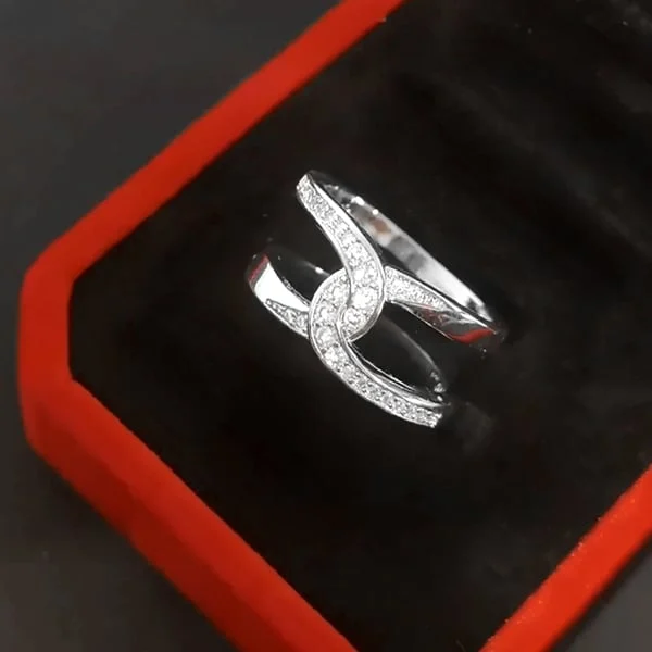 Special Bond Rectangle Interlocking Ring