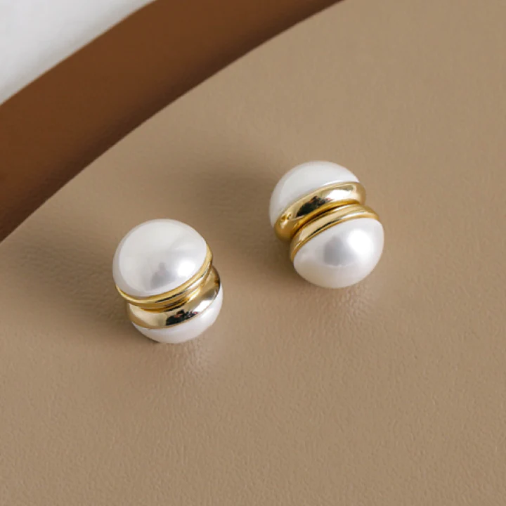 Vintage Pearl White Onyx Earrings - Image 4