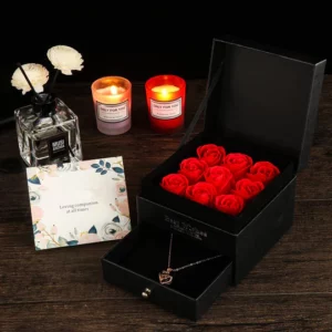Alternative view of PHMANAGEY™ LUCKY ROSE BOX