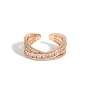 Alternative view of MOEVA TwistyIONIC Ring