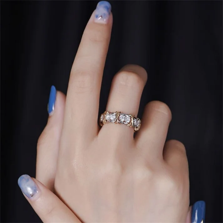 KISS & HUG CROSS FULL MOISSANITE RING - Image 4