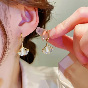 Alternative view of YELUXE™ MagneTherapy Germanium Detox Earrings
