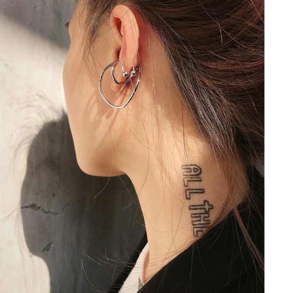 Hooping Ear Cuff