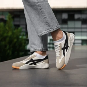 Ultra-comfortable Vintage Sneakers - DeFlorance™